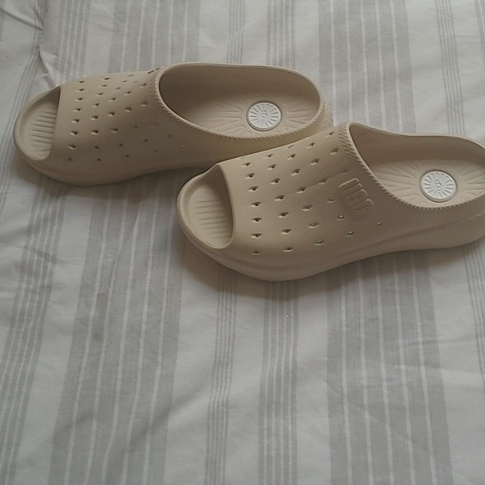 UGG SLIDE IT